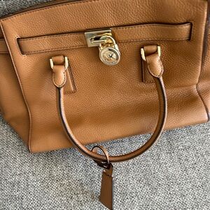 Authentic MK purse, only used a couple times. Great shape . Smoke free home
